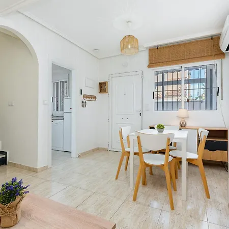 Aguas Nuevas Sunrise Apartman